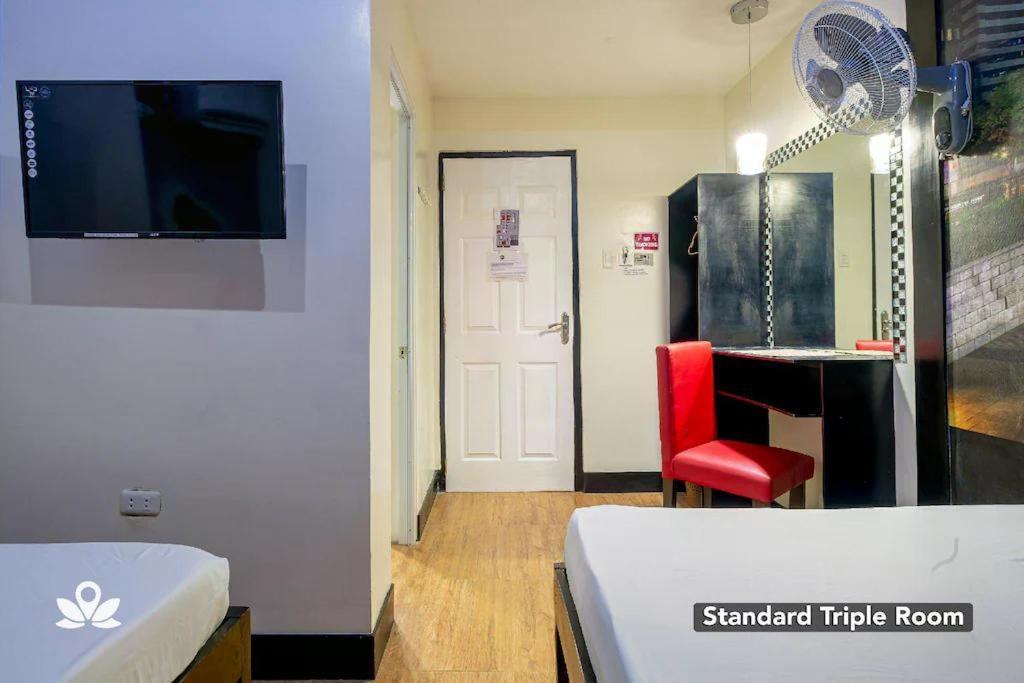 Sabel Travelers Inn Laoag Dış mekan fotoğraf